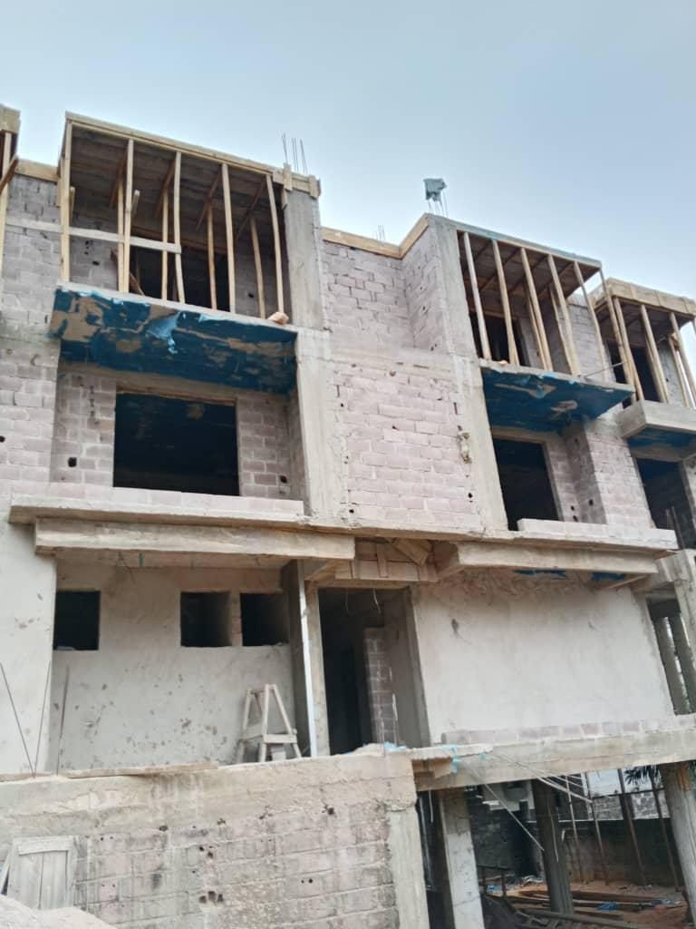 Multi-storey building under construction by GEERS