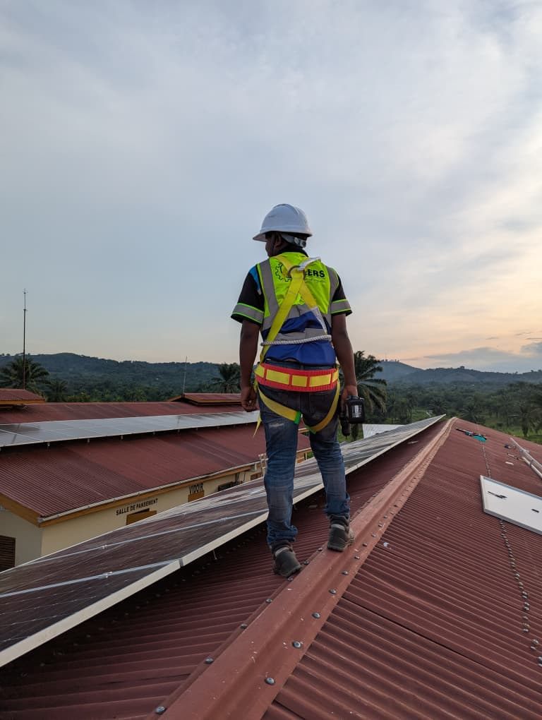 GEERS technician finishing a rooftop installation
